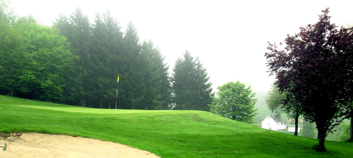 De achterkant van de green.